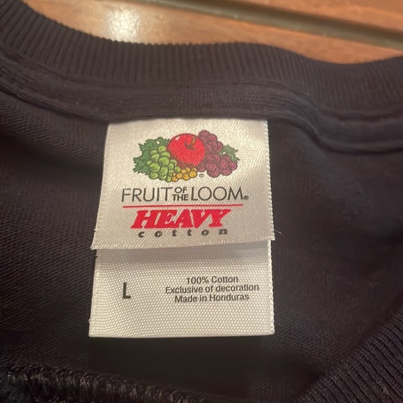 BNWOT cats tongue tshirt - Picture 3 of 6